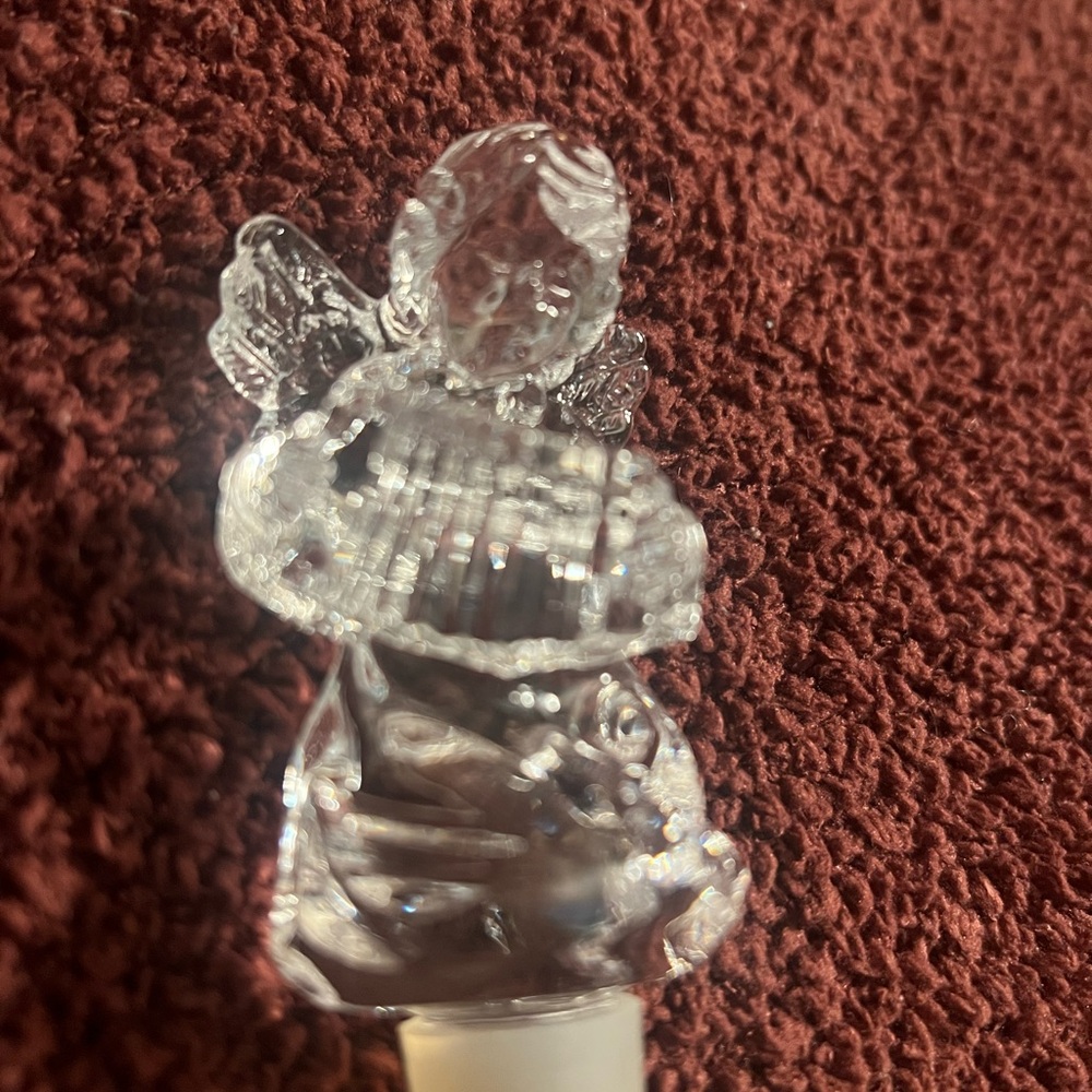 Mikasa Crystal Cherub Wine Stopper
